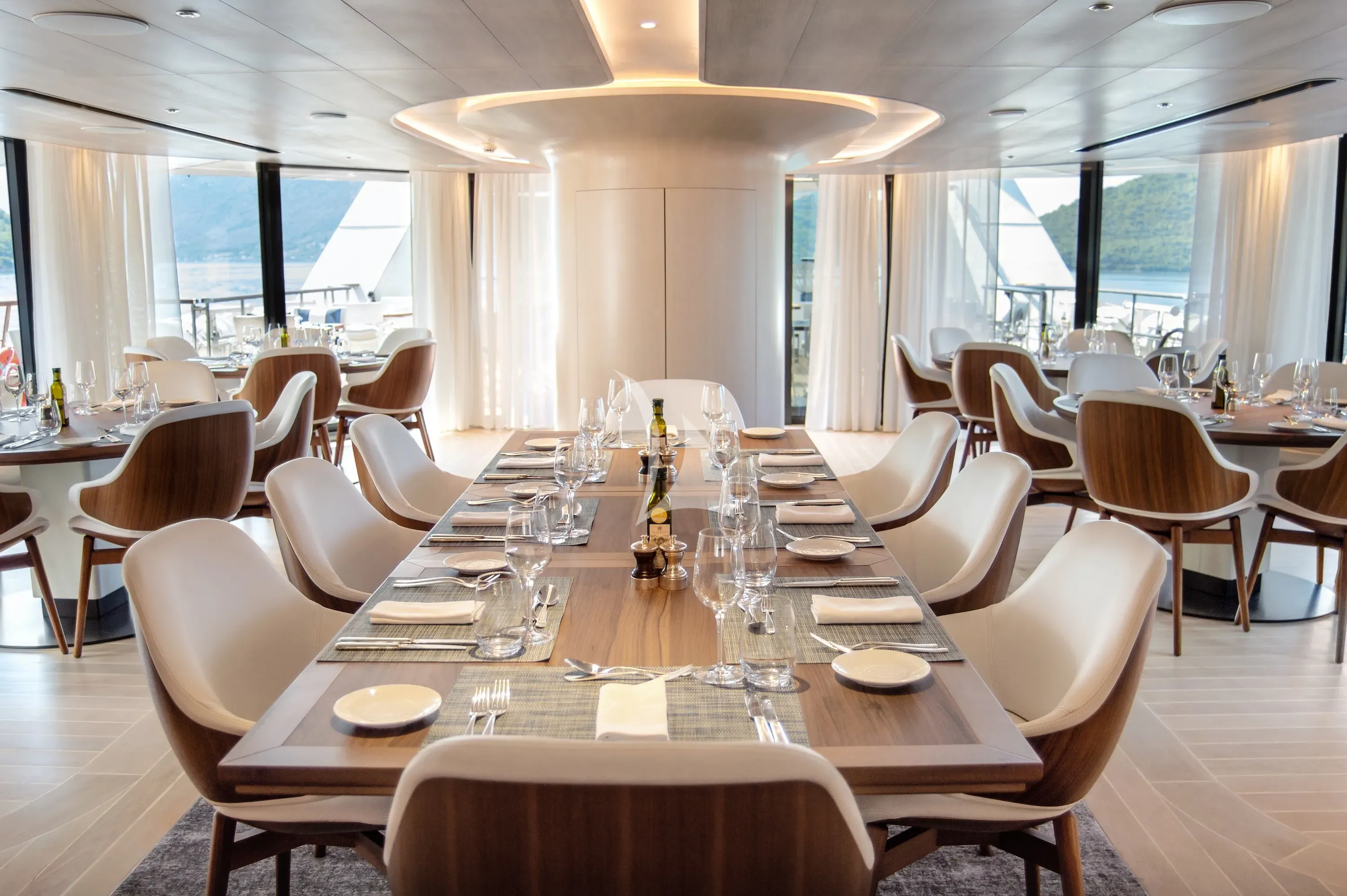 LE PONANT