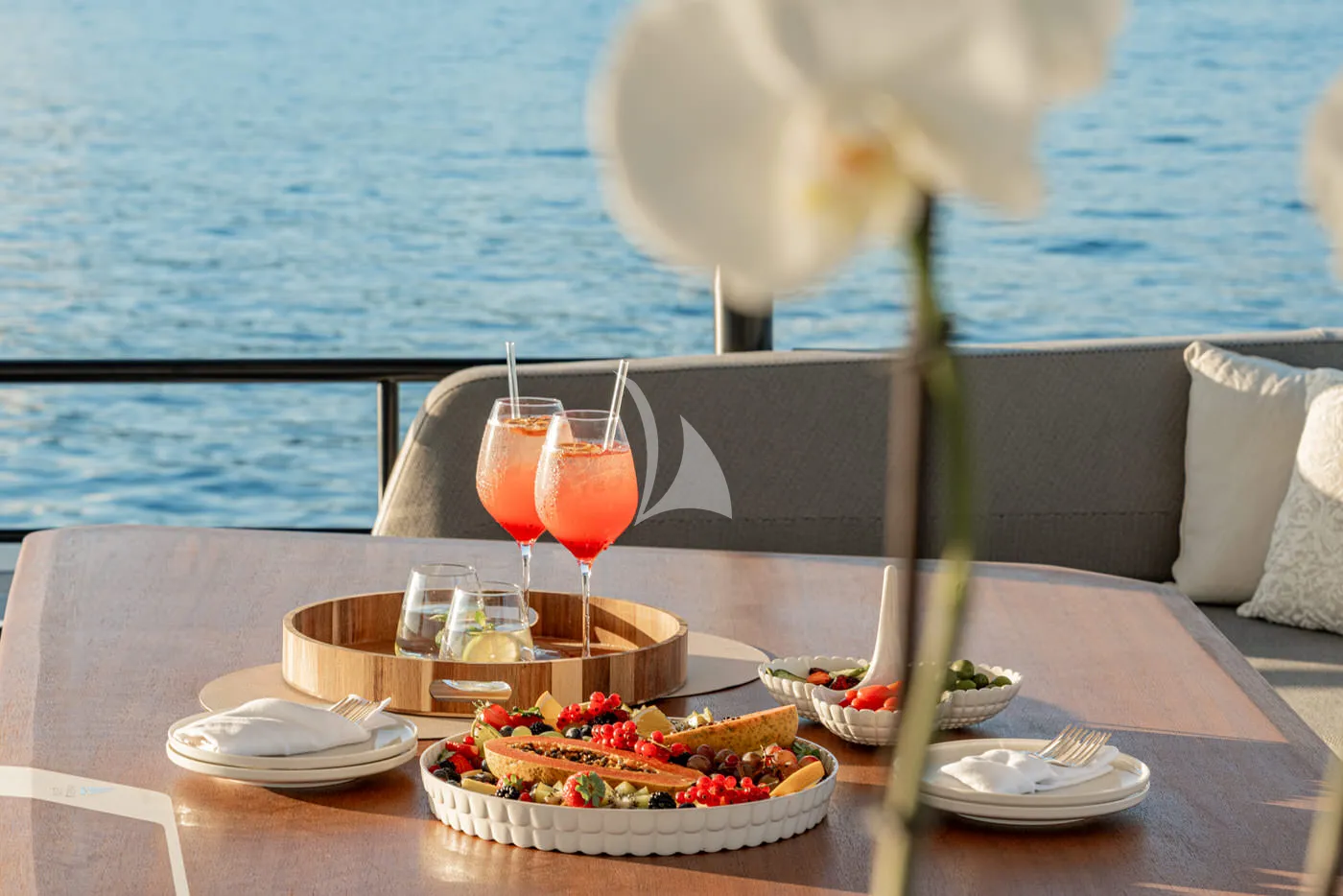 CAPRI | Thira 80