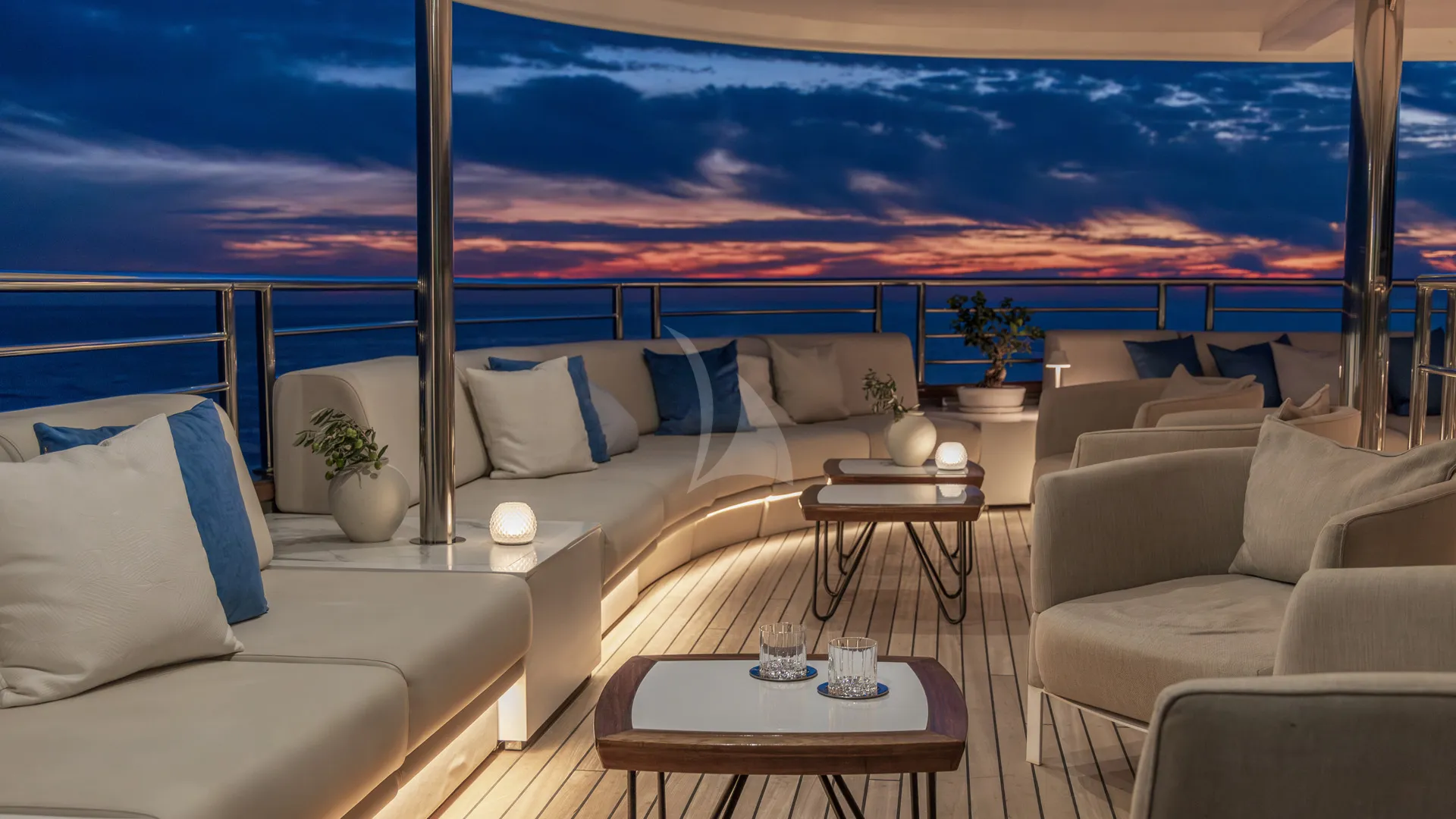 M/Y ANTHEA