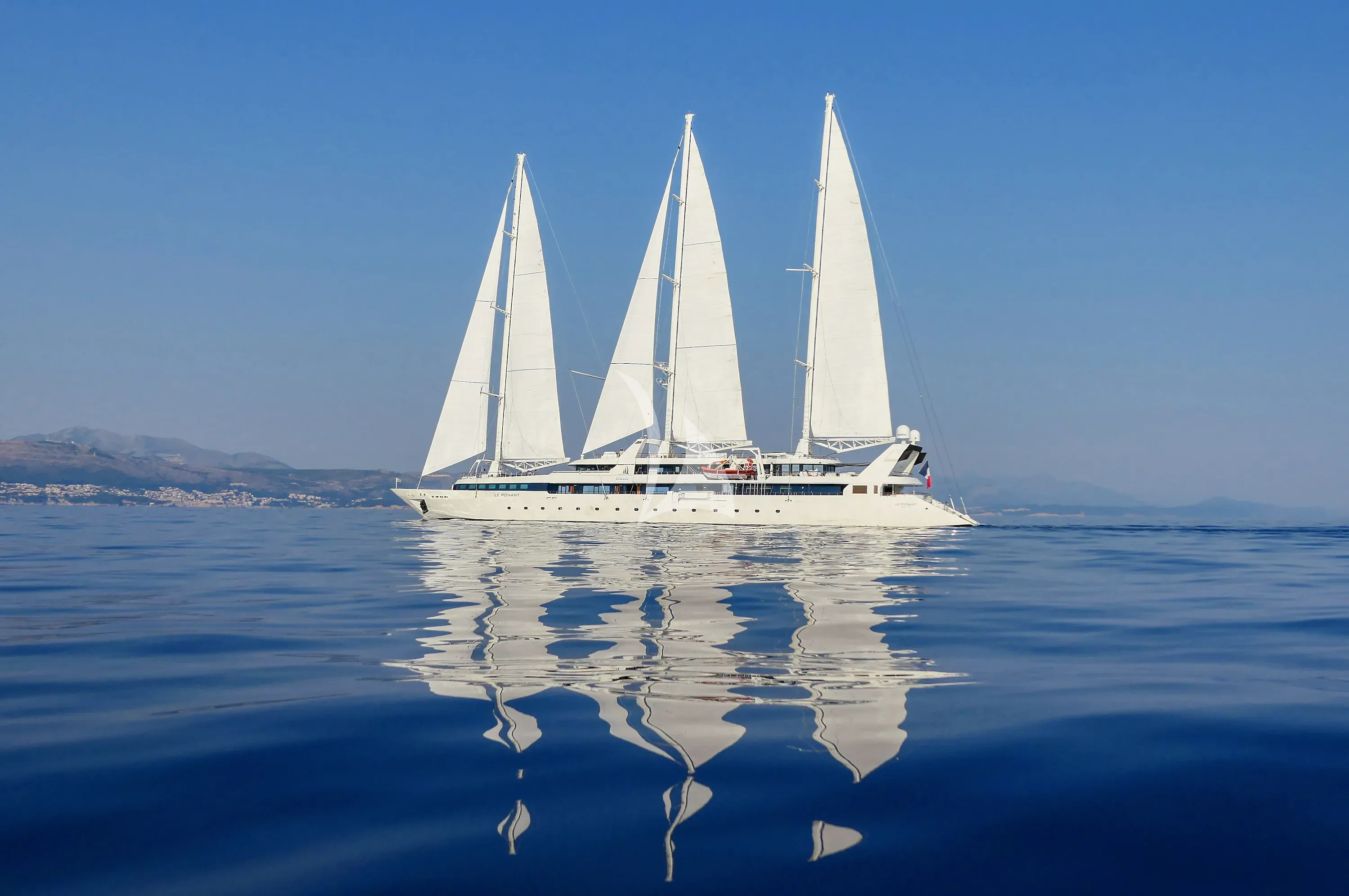 LE PONANT