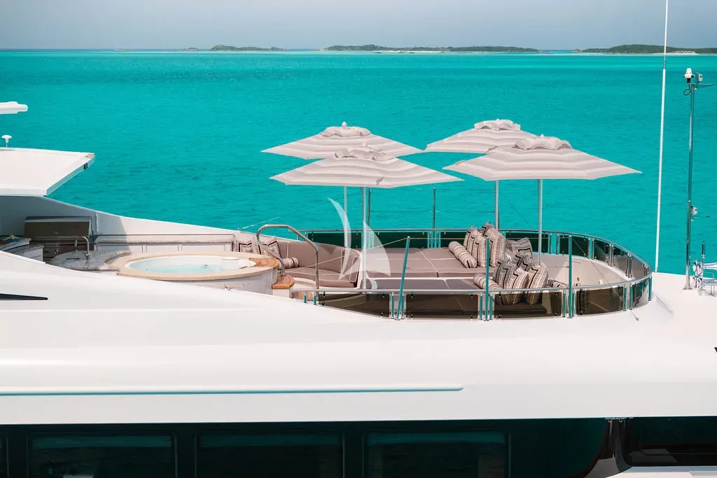 OCEAN CLUB