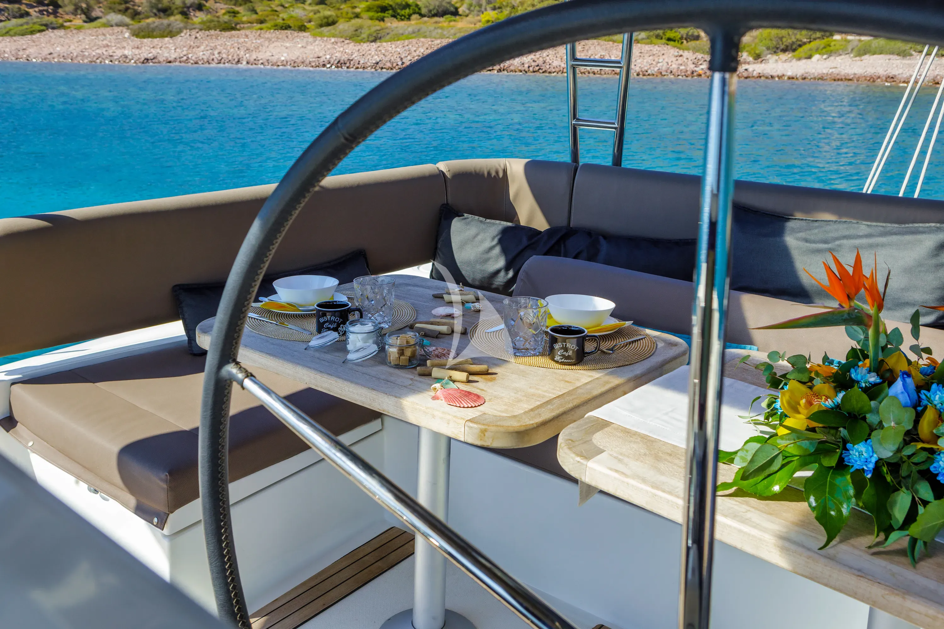 ELVIRA 52