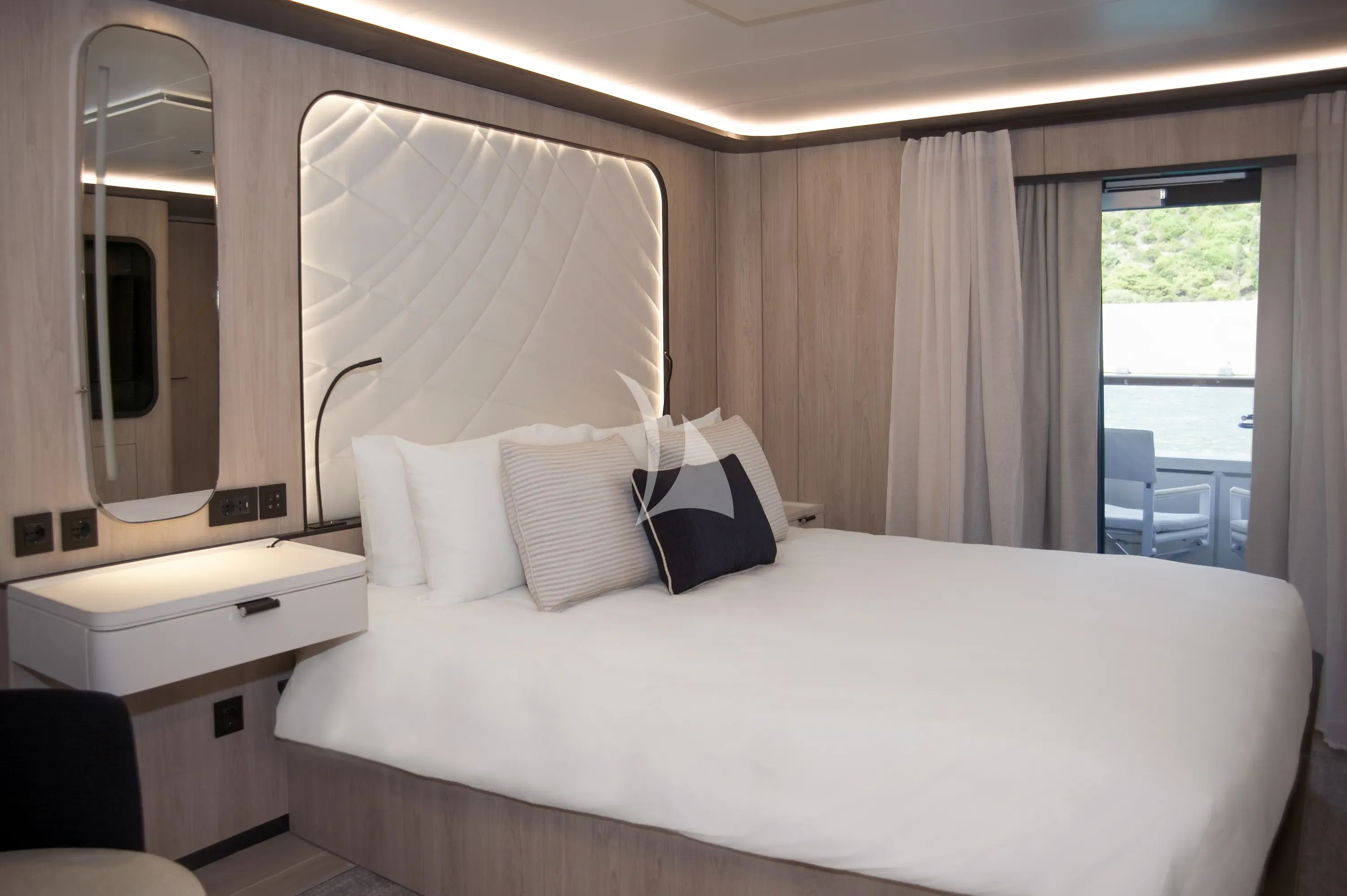 LE PONANT