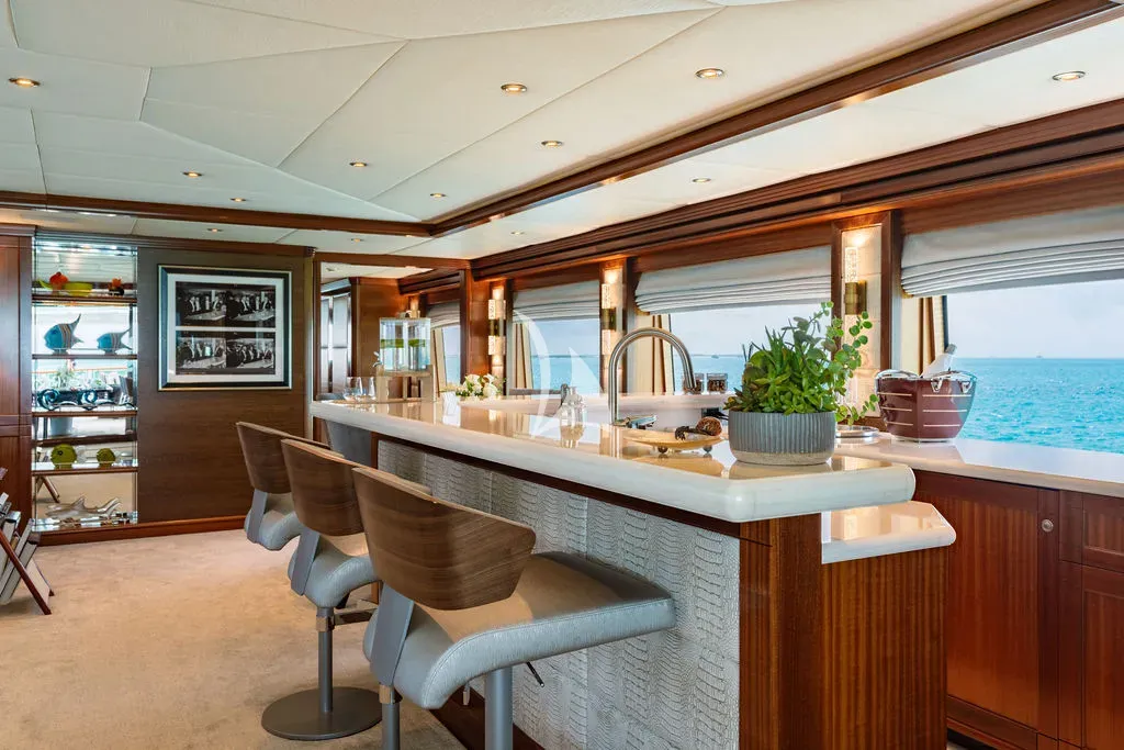 OCEAN CLUB