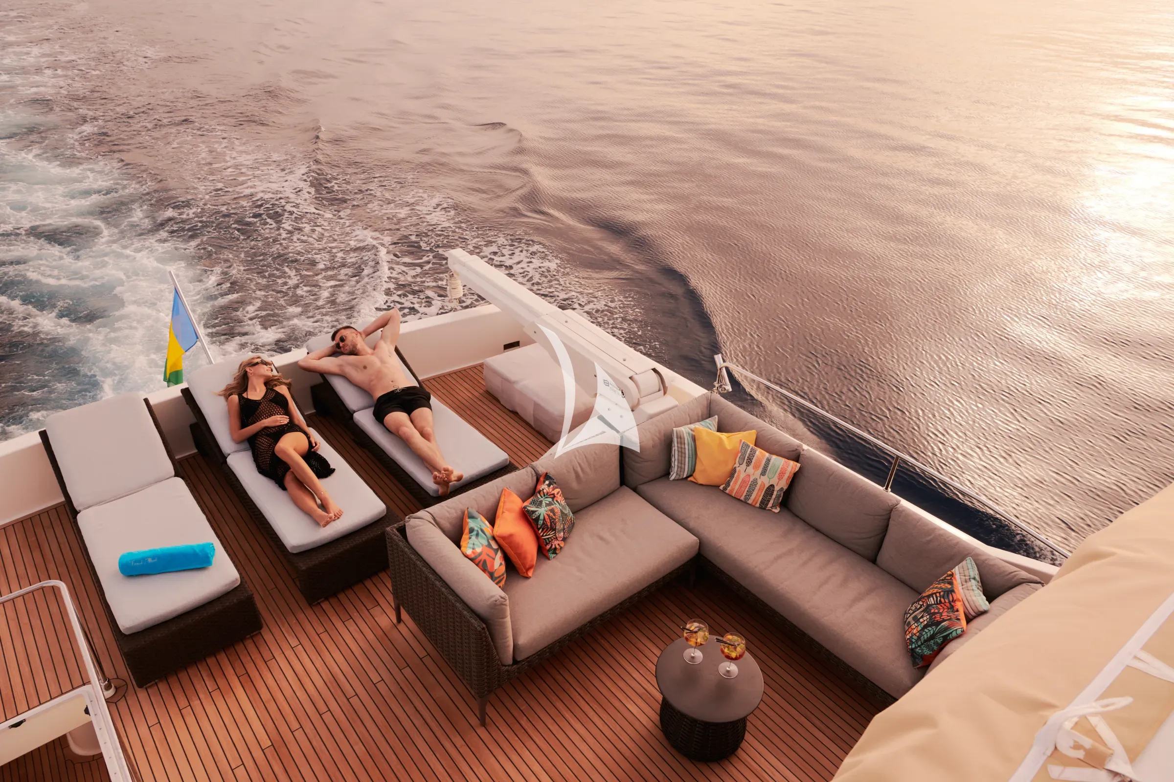 FRIEND'S BOAT
