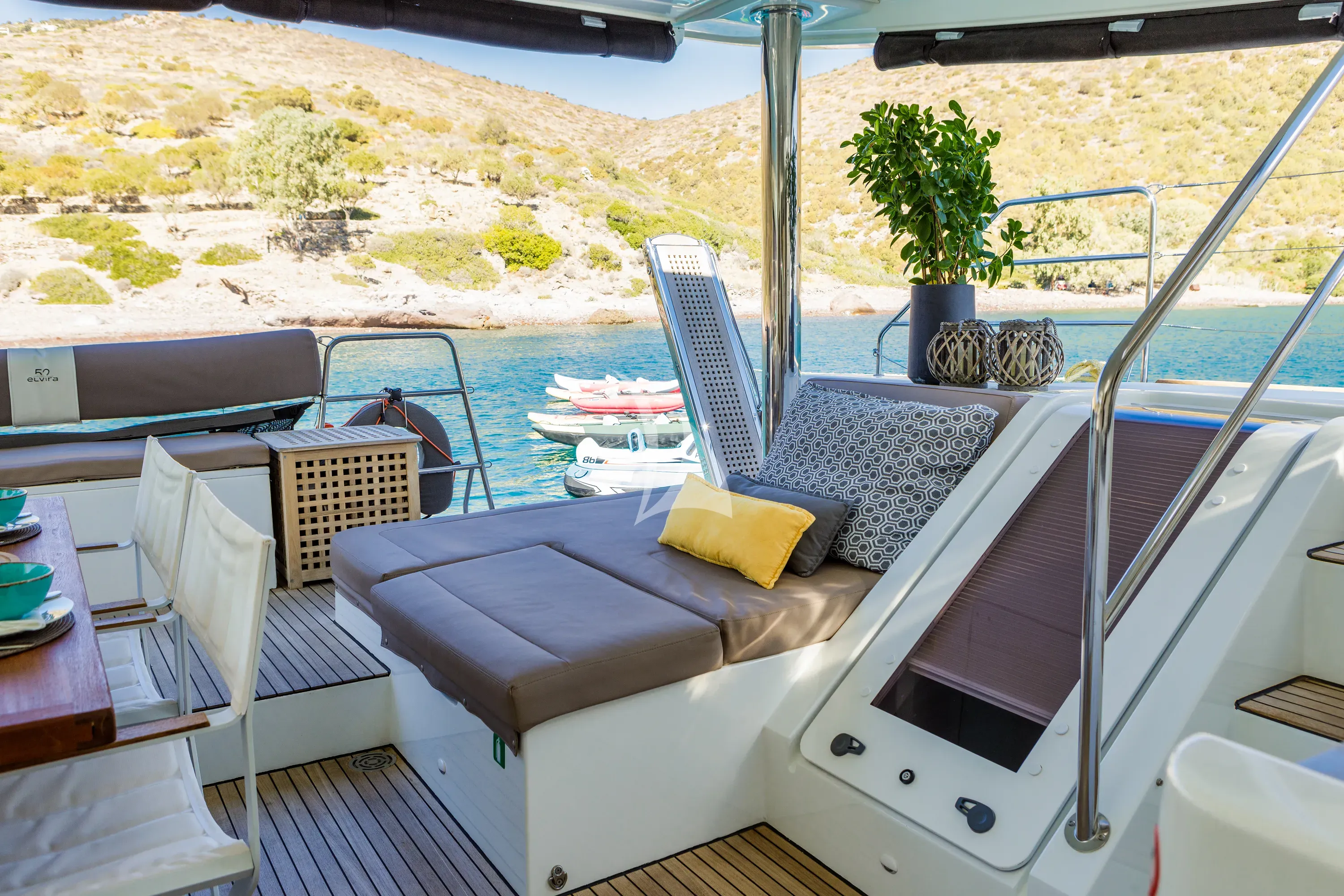 ELVIRA 52