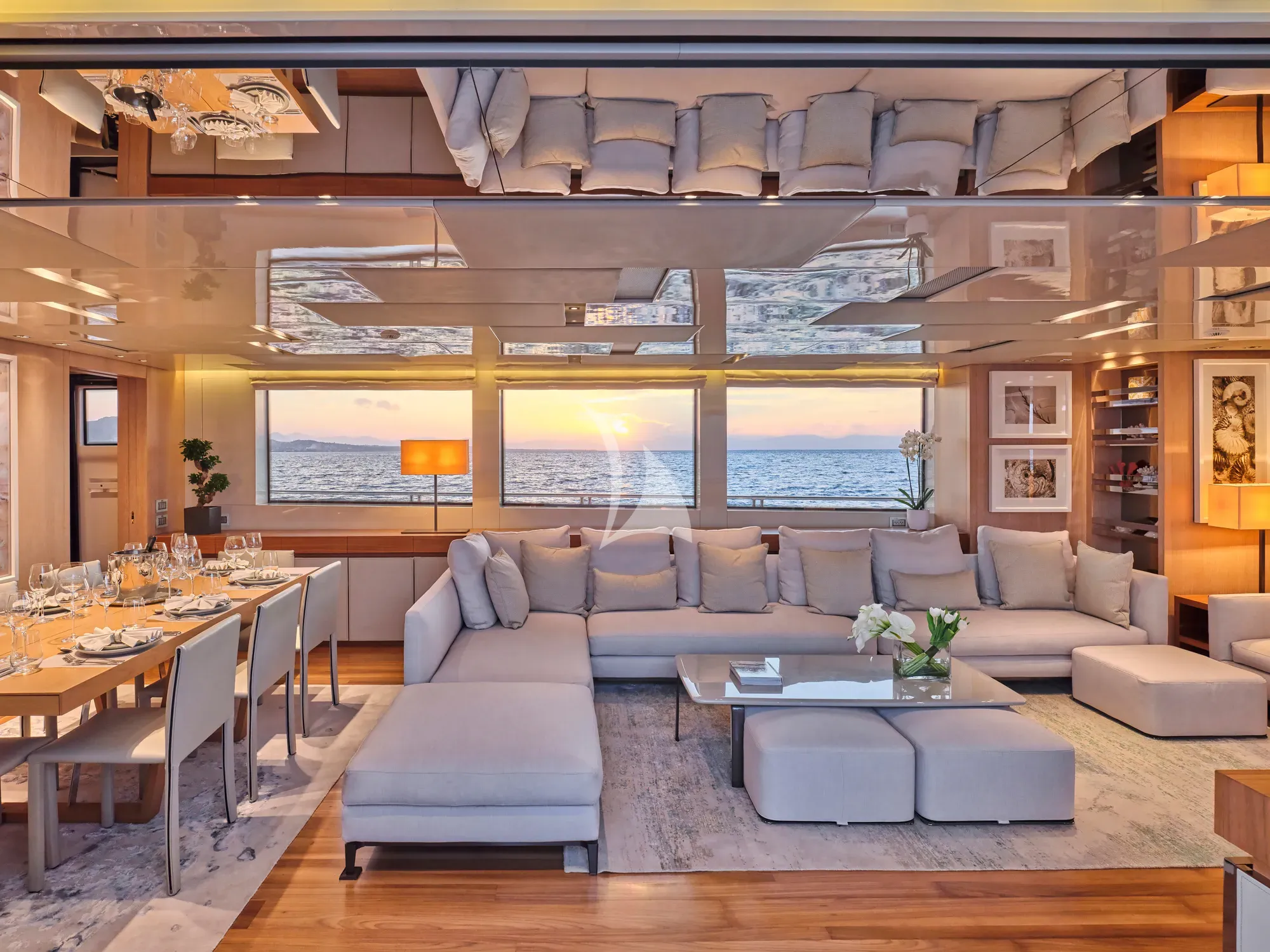 GOLDEN YACHT