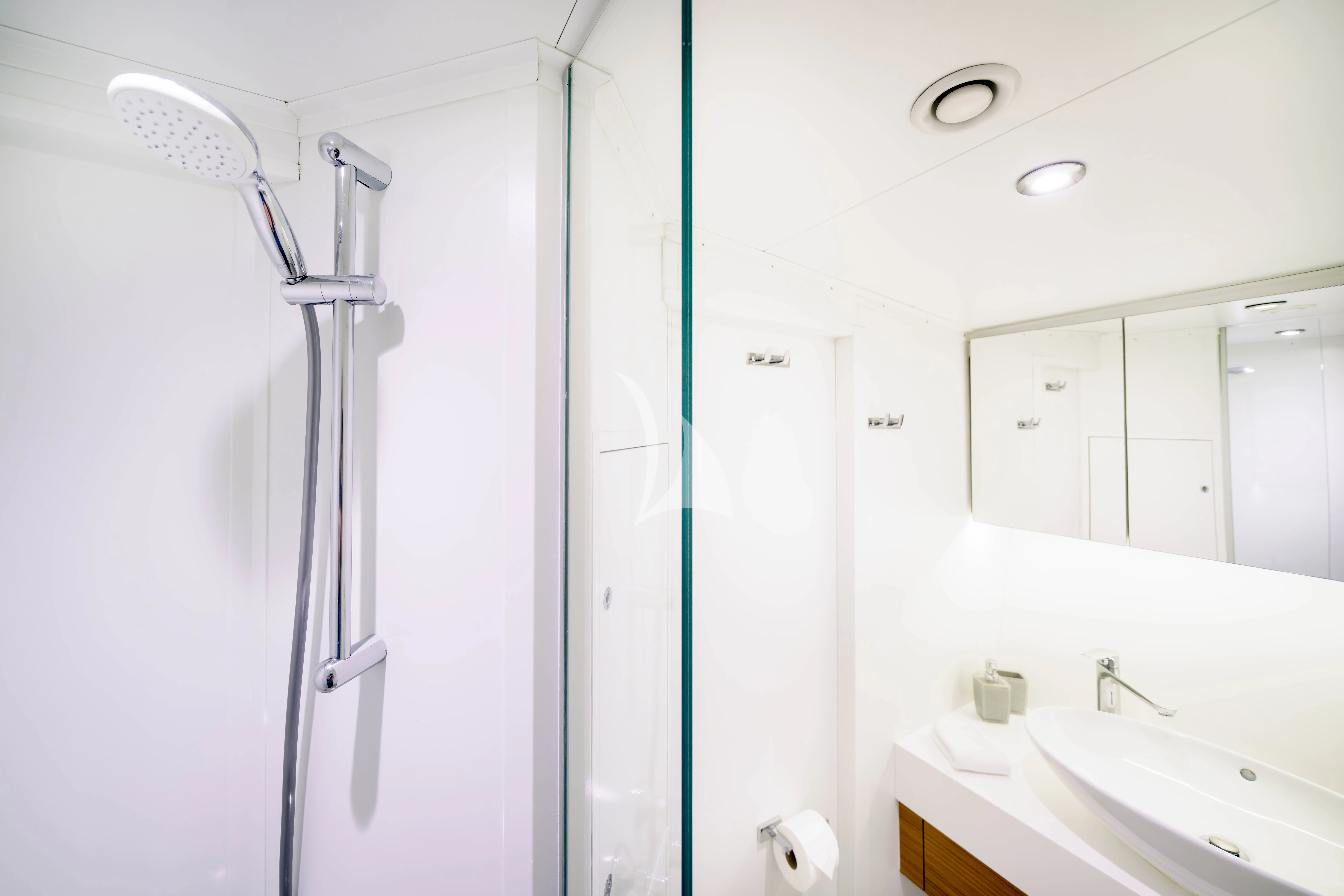 GREEN RAY