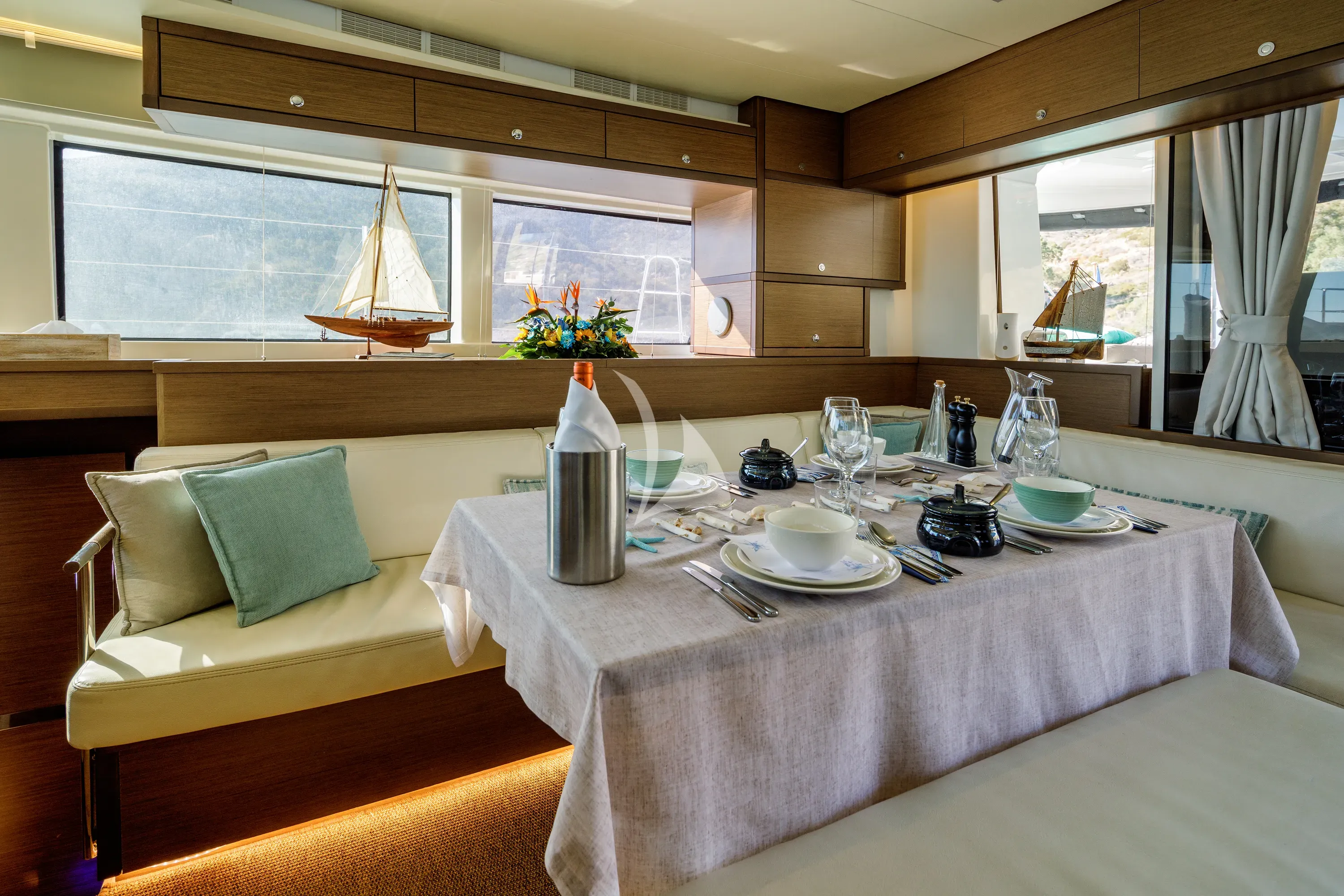 ELVIRA 52