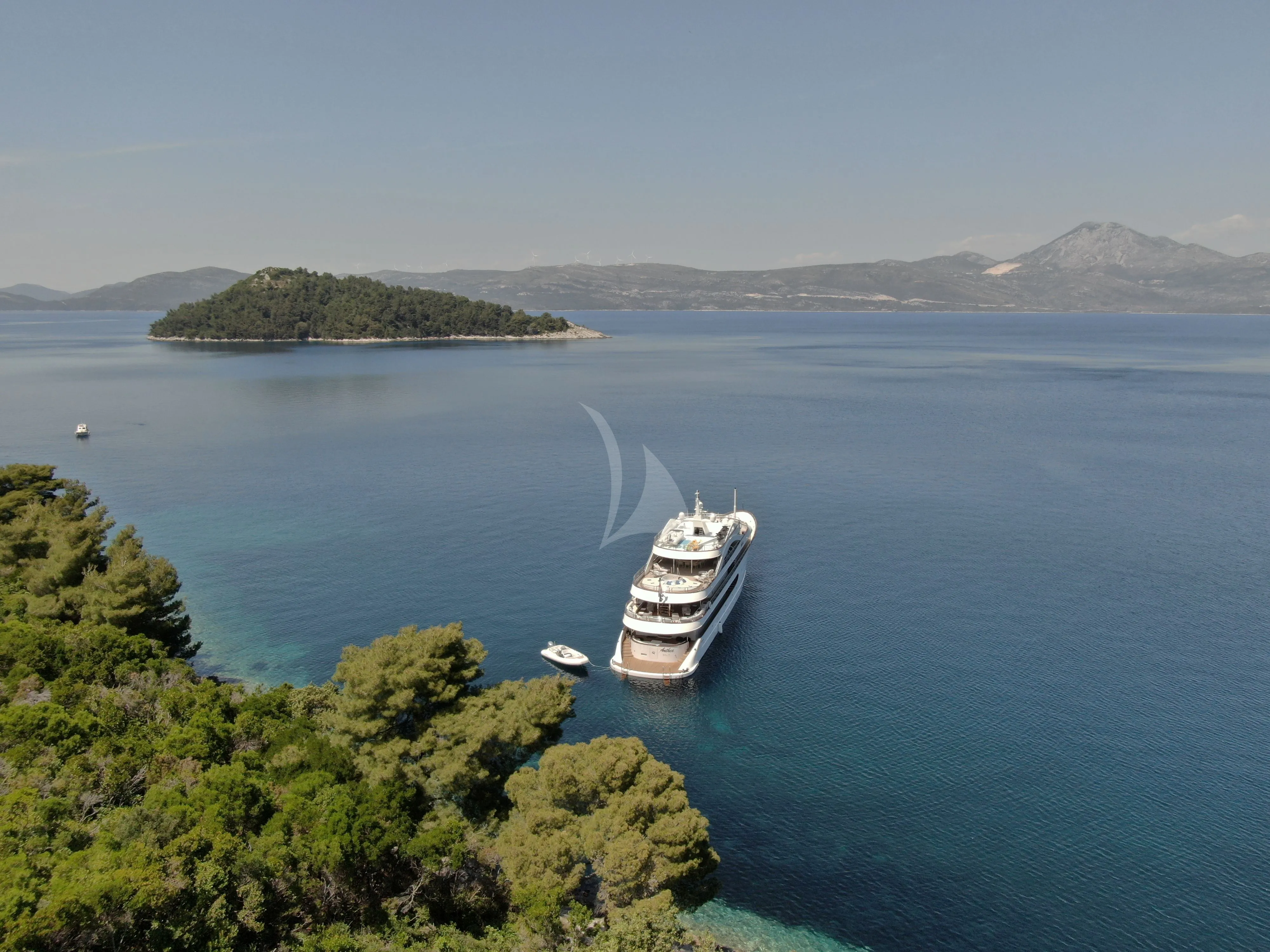 M/Y ANTHEA