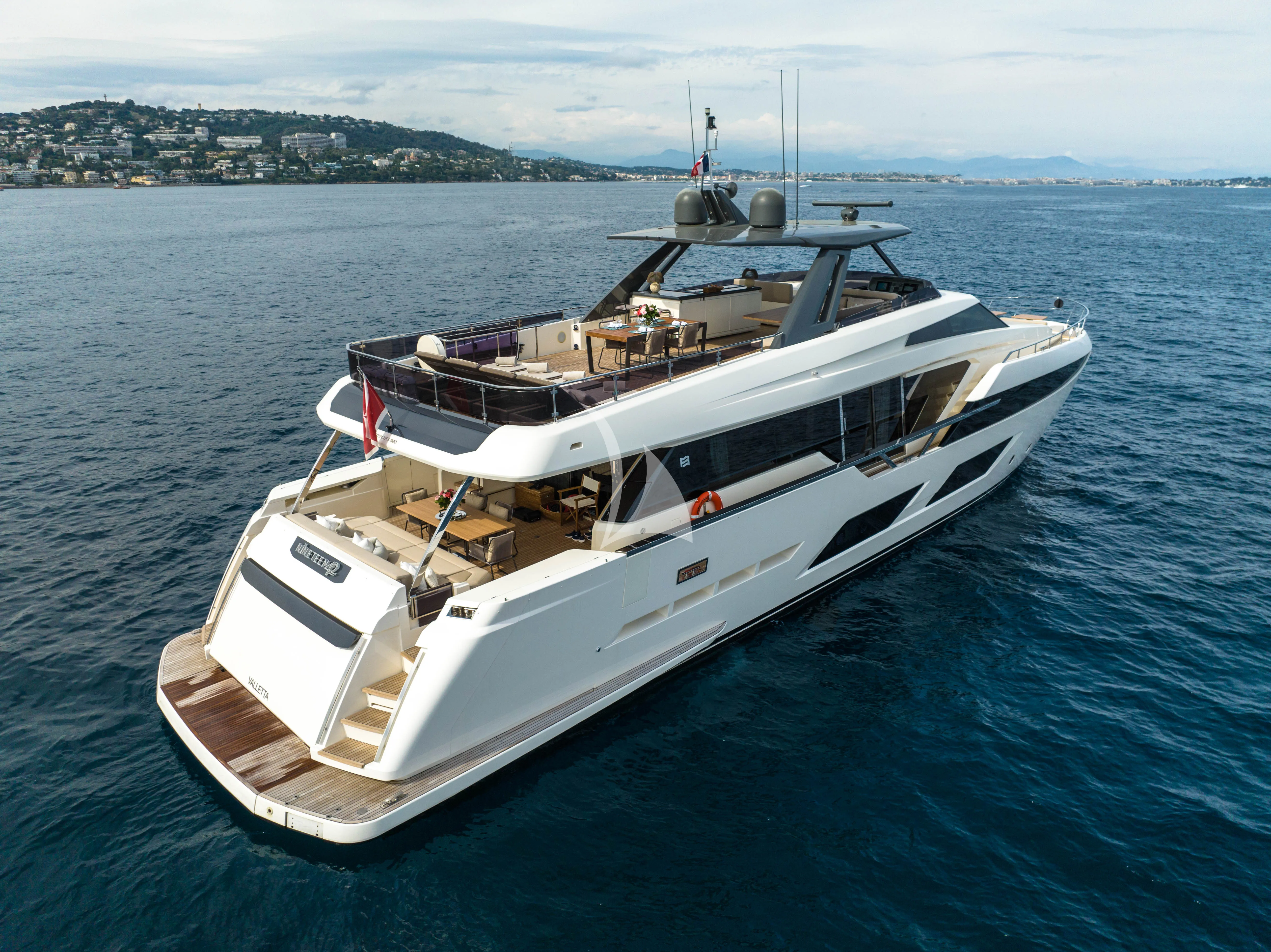 ASTONSEA (Ex Nineteen 42)