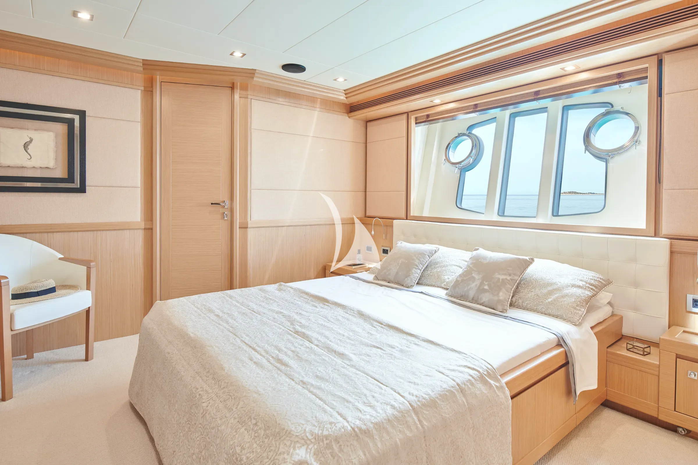 FRIEND'S BOAT