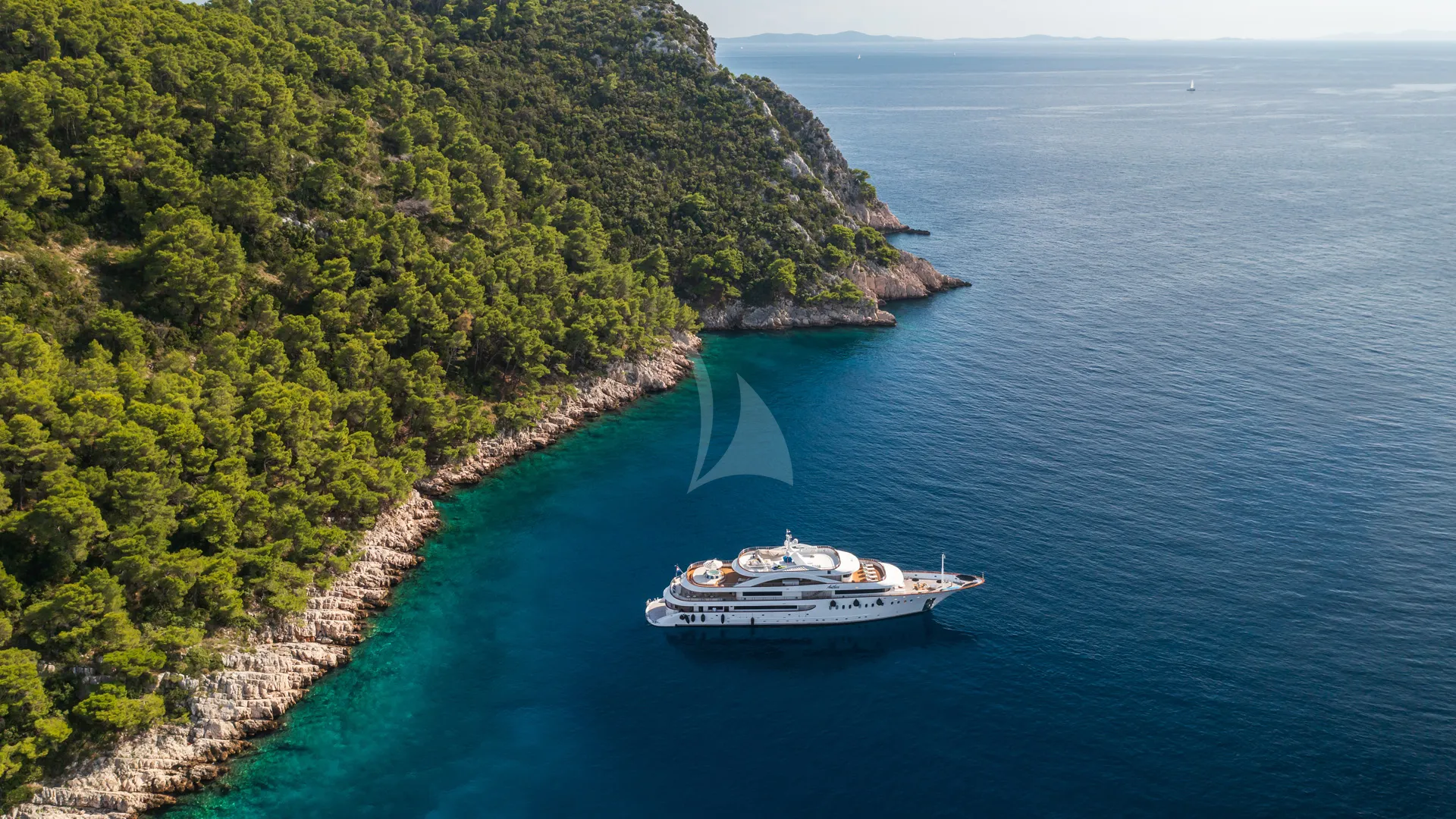 M/Y ANTHEA