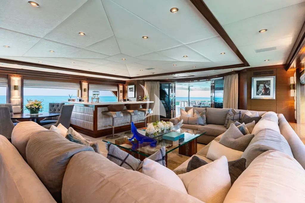 OCEAN CLUB