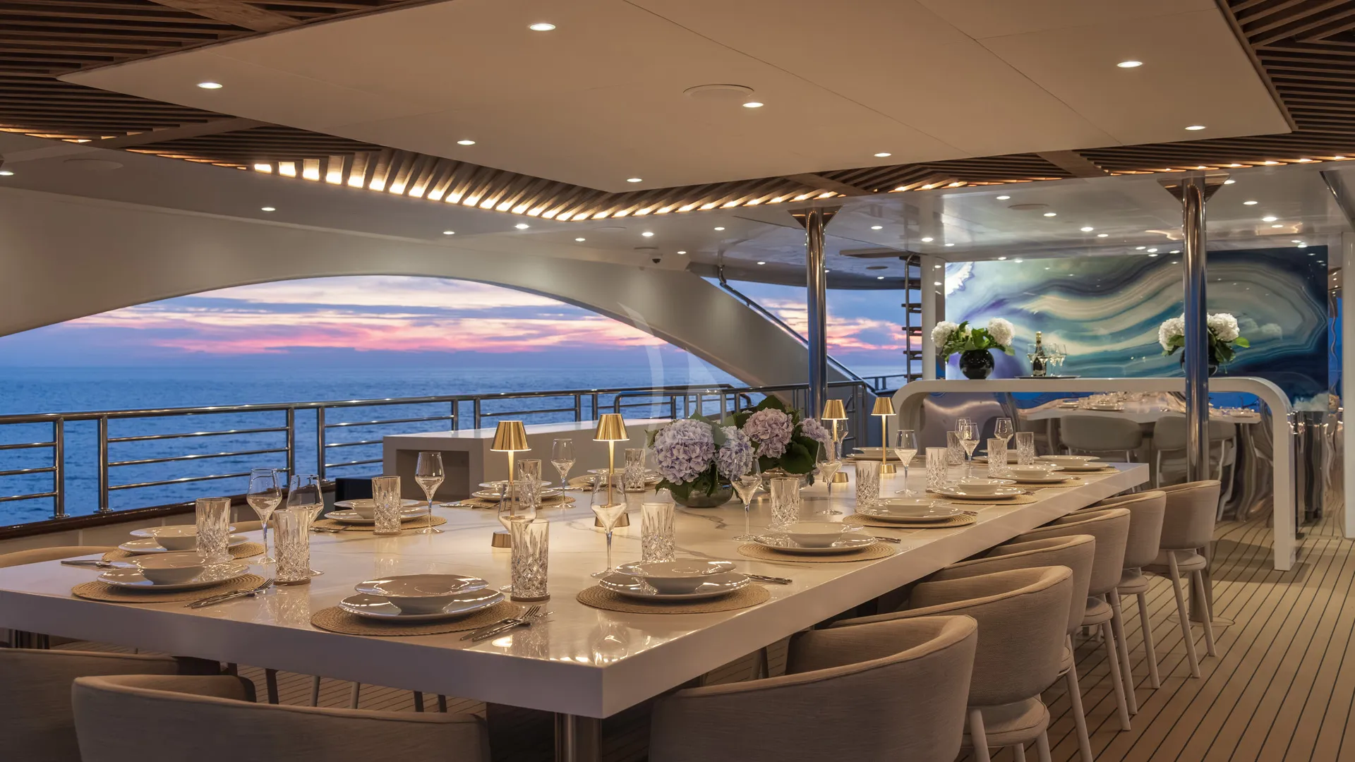 M/Y ANTHEA