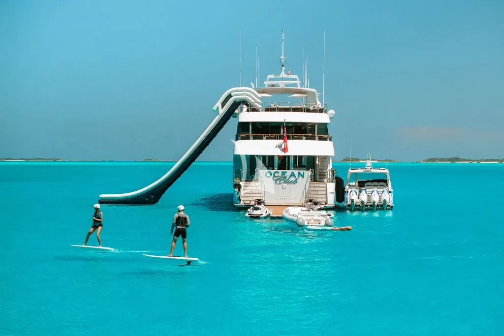 OCEAN CLUB