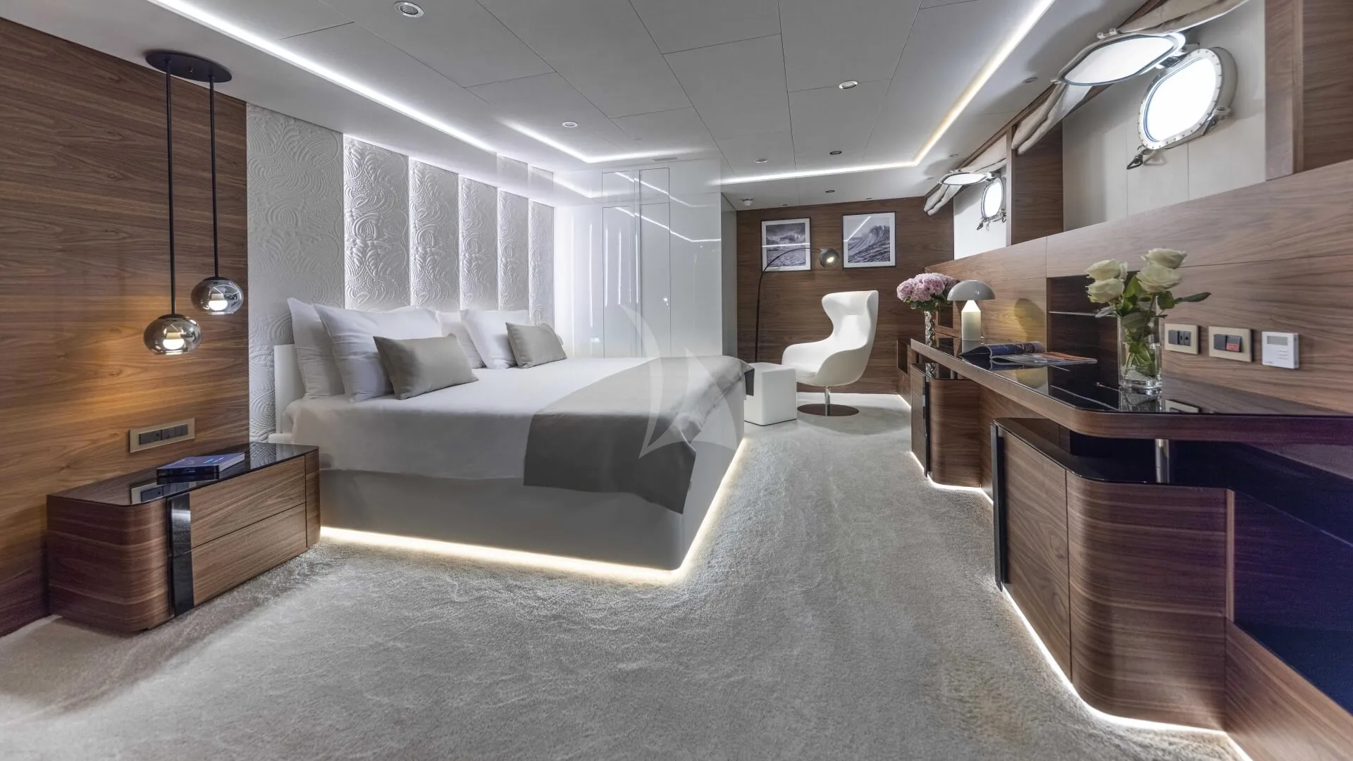 M/Y ANTHEA