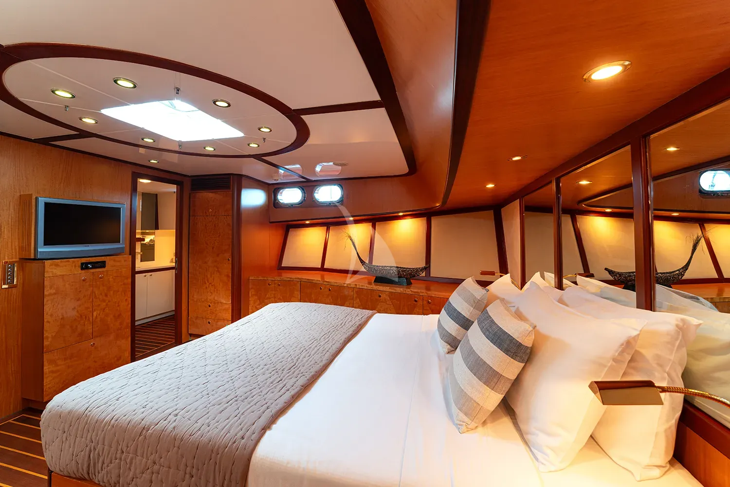 SERENITY 86